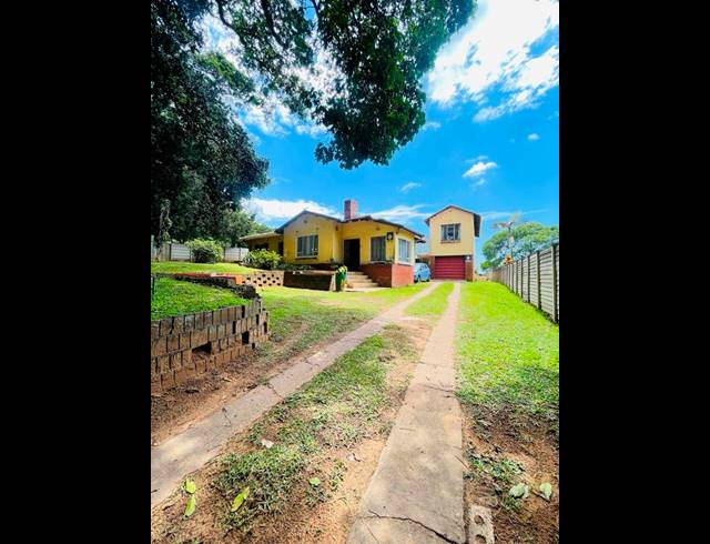 3 BEDROOM HOUSE FOR SALE IN YELLOWWOOD PARK